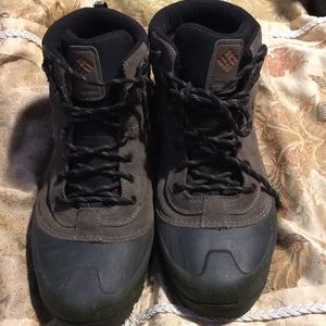 Columbia cold weather waterproof boots.